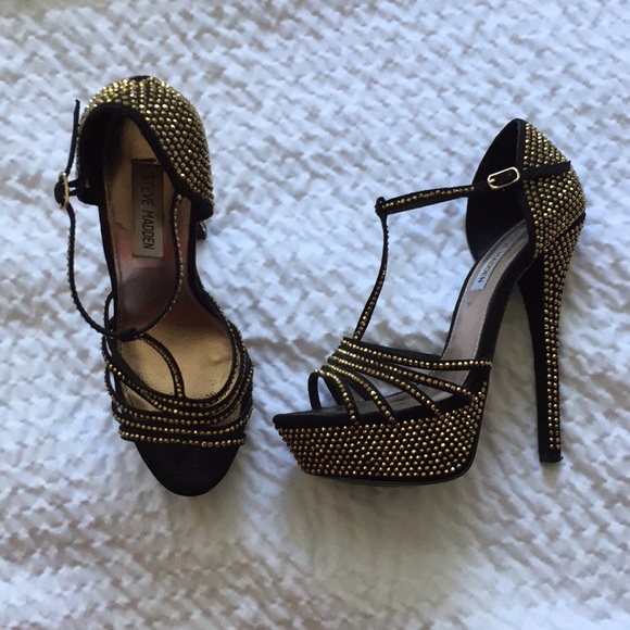 Steve Madden Shoes - Gold and Black Platform Heels